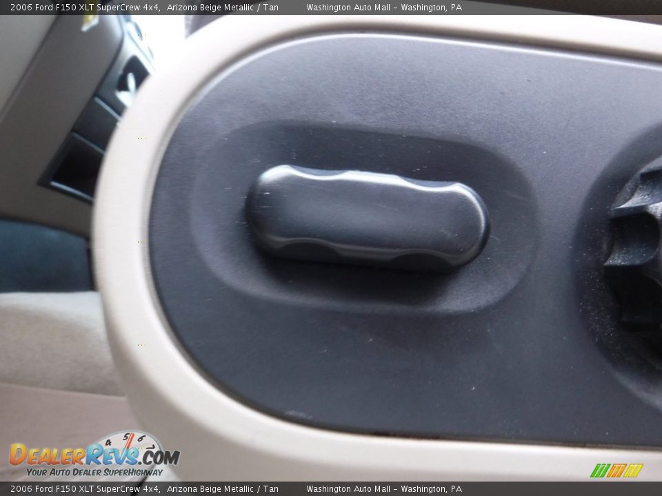 2006 Ford F150 XLT SuperCrew 4x4 Arizona Beige Metallic / Tan Photo #19
