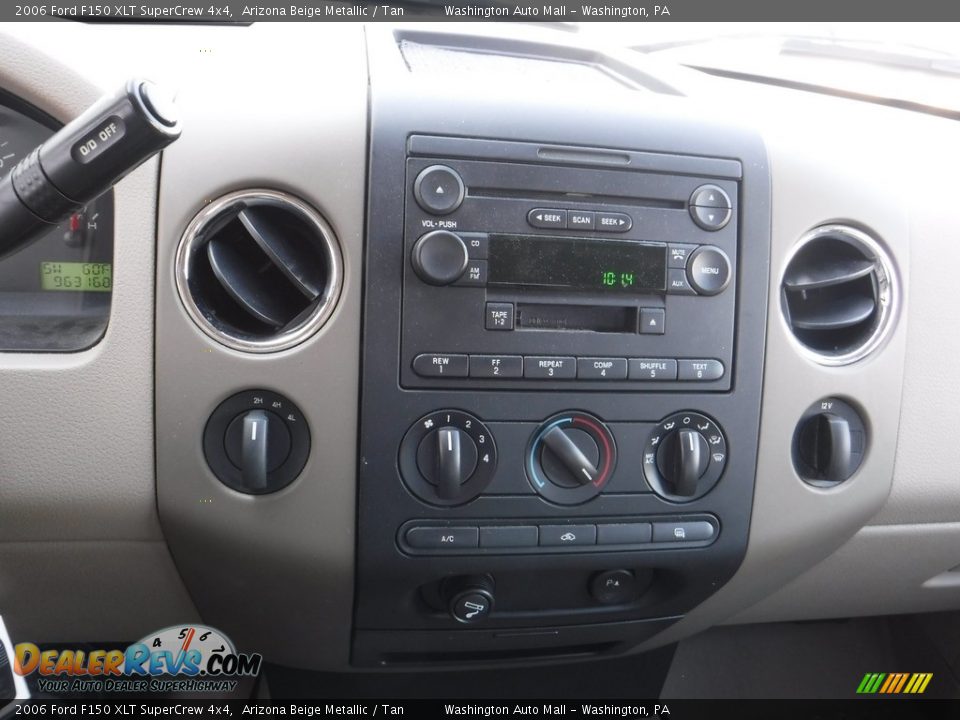 2006 Ford F150 XLT SuperCrew 4x4 Arizona Beige Metallic / Tan Photo #20