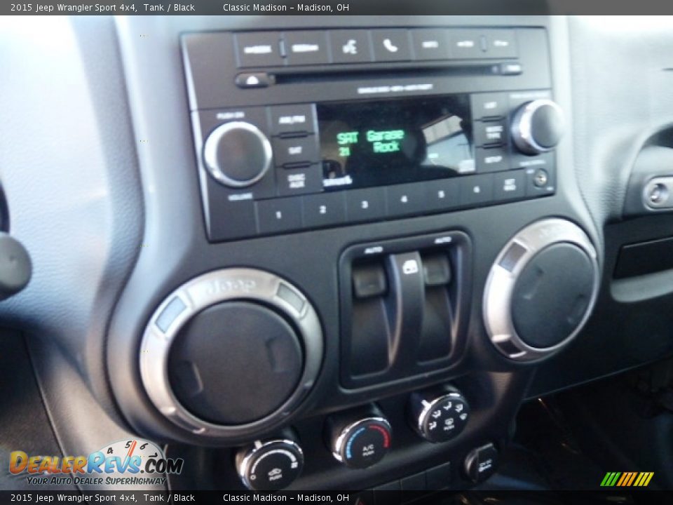 2015 Jeep Wrangler Sport 4x4 Tank / Black Photo #3