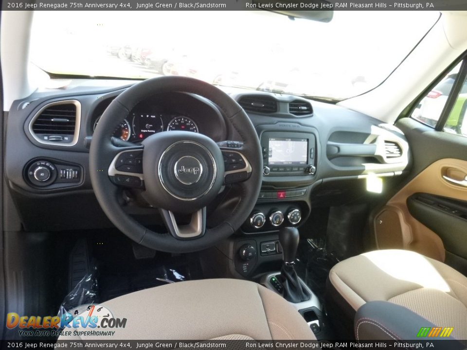 2016 Jeep Renegade 75th Anniversary 4x4 Jungle Green / Black/Sandstorm Photo #11