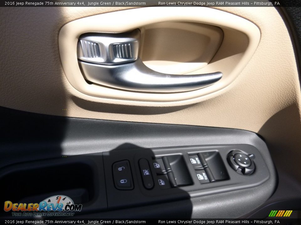 2016 Jeep Renegade 75th Anniversary 4x4 Jungle Green / Black/Sandstorm Photo #12