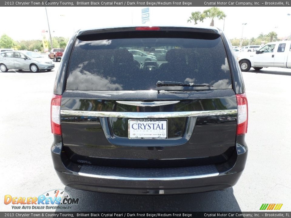 2013 Chrysler Town & Country Touring Brilliant Black Crystal Pearl / Dark Frost Beige/Medium Frost Beige Photo #10