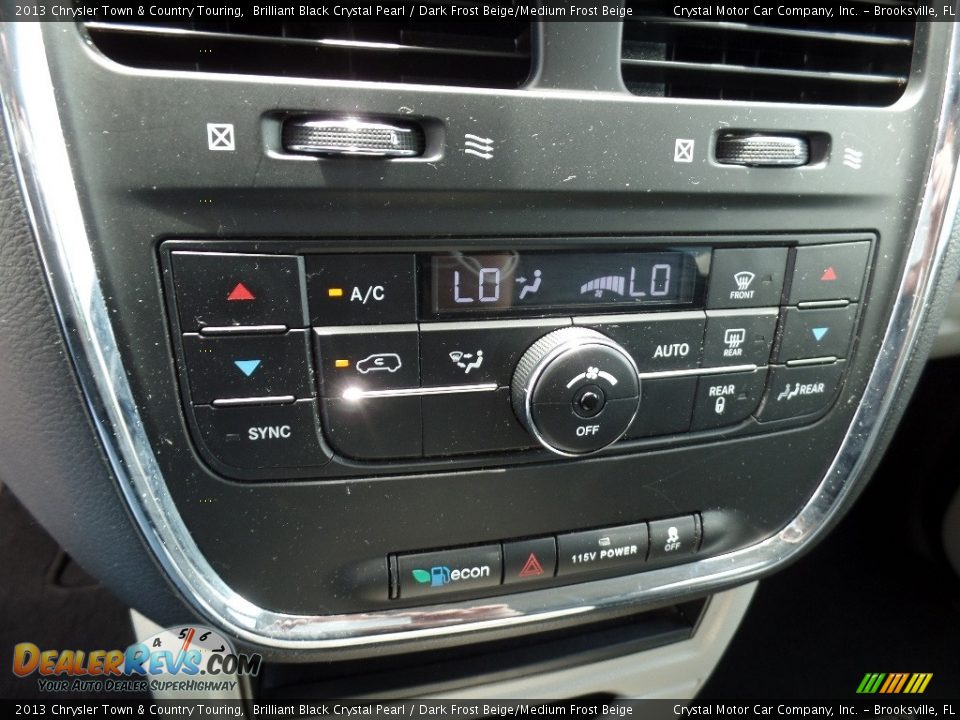 2013 Chrysler Town & Country Touring Brilliant Black Crystal Pearl / Dark Frost Beige/Medium Frost Beige Photo #23