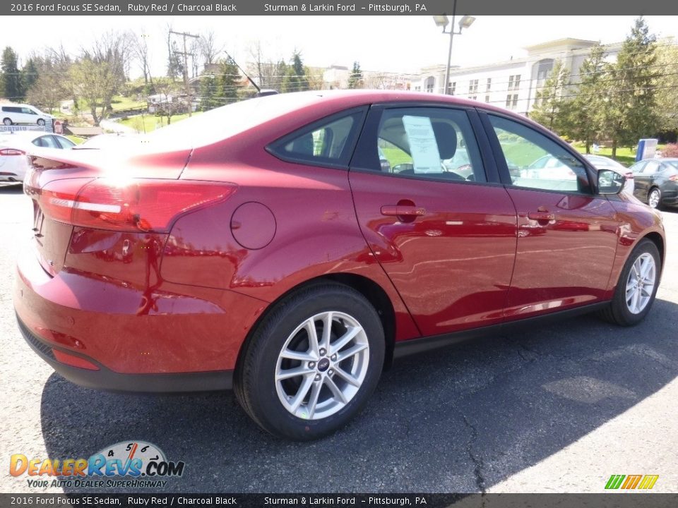 2016 Ford Focus SE Sedan Ruby Red / Charcoal Black Photo #2