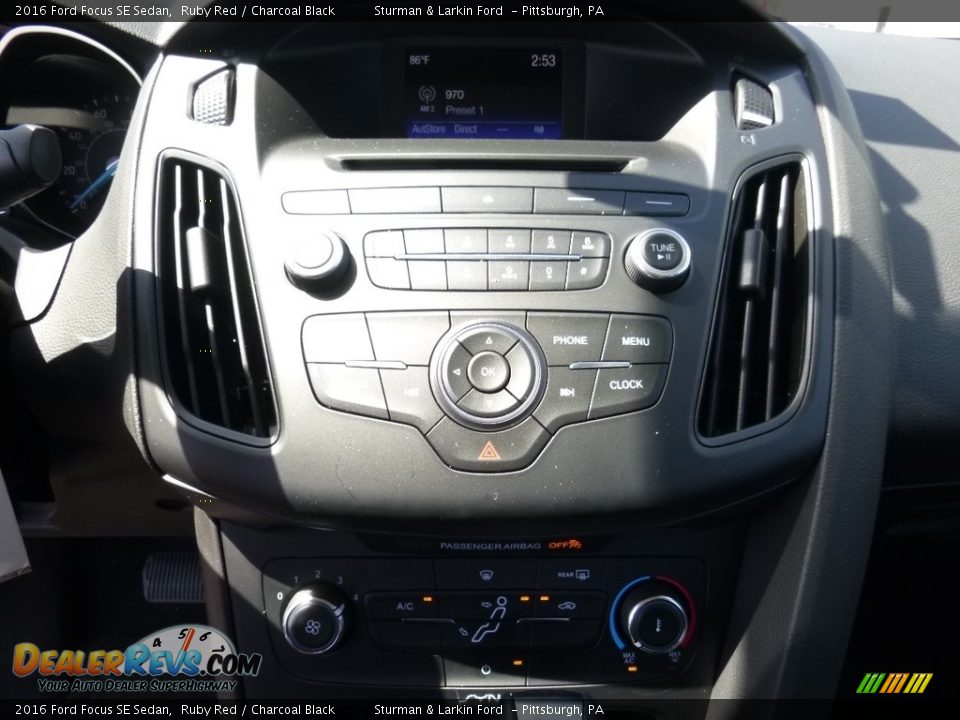 2016 Ford Focus SE Sedan Ruby Red / Charcoal Black Photo #15