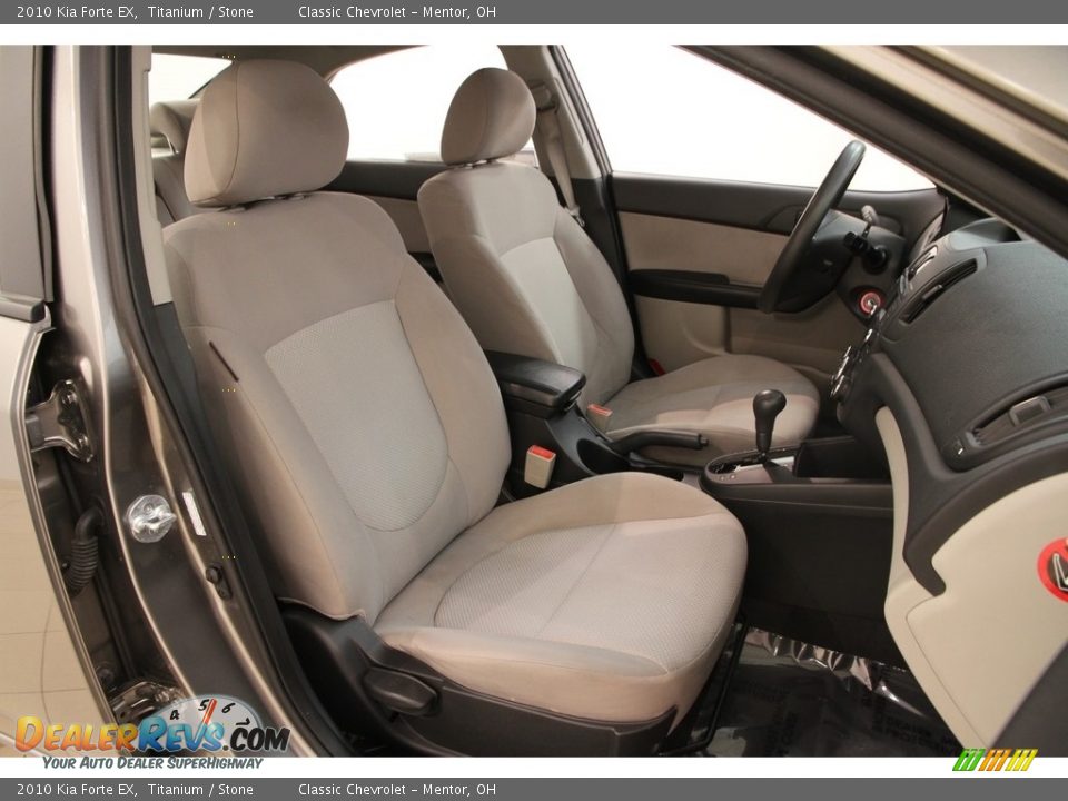 2010 Kia Forte EX Titanium / Stone Photo #10