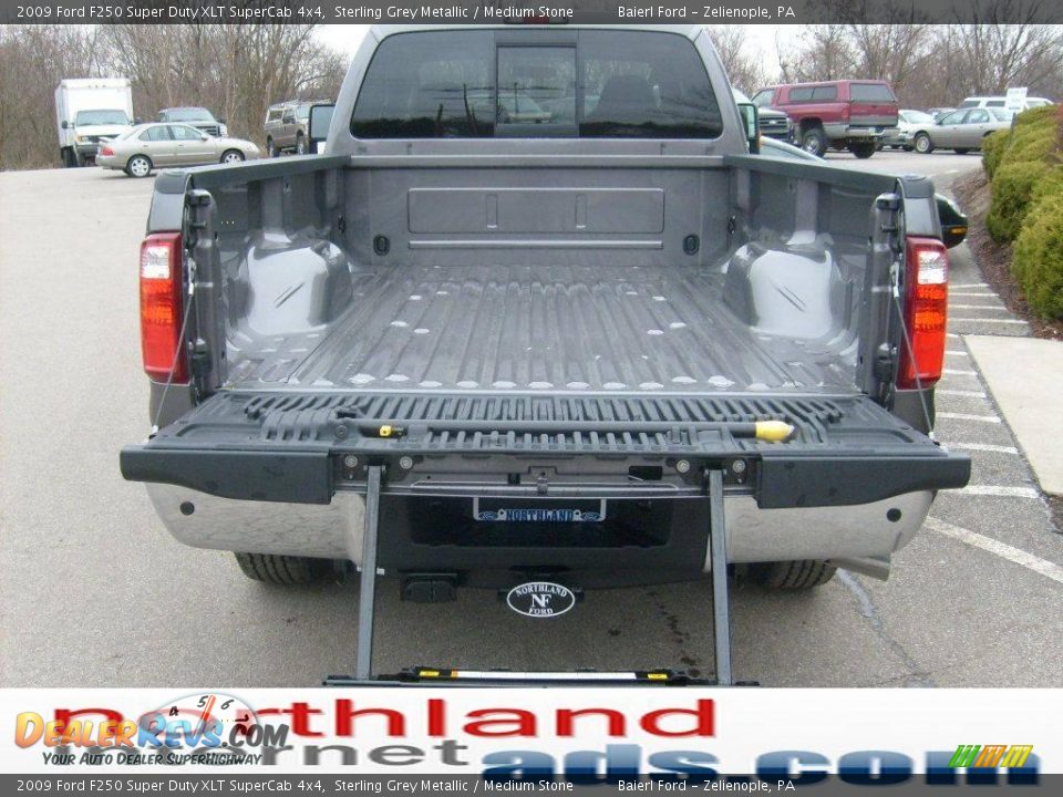 2009 Ford F250 Super Duty XLT SuperCab 4x4 Sterling Grey Metallic / Medium Stone Photo #14