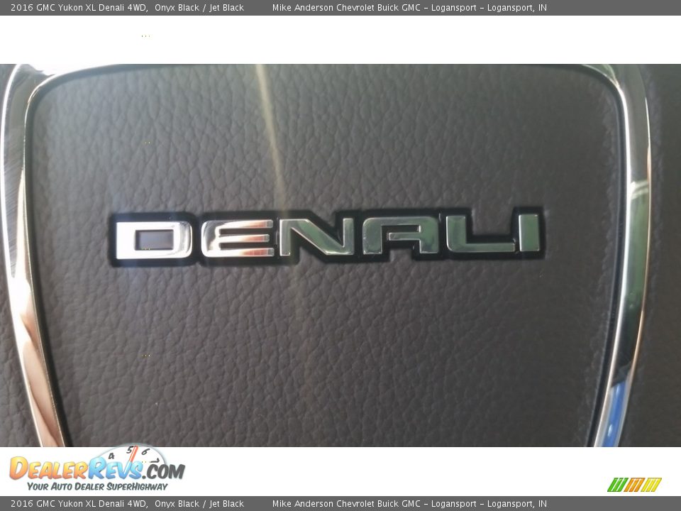 2016 GMC Yukon XL Denali 4WD Onyx Black / Jet Black Photo #28