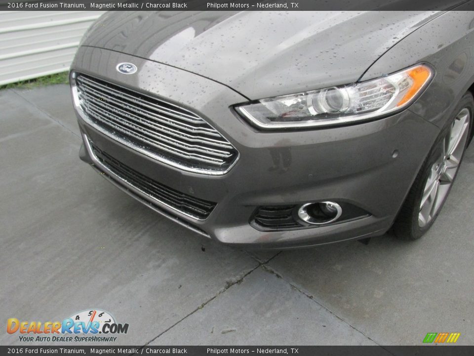 2016 Ford Fusion Titanium Magnetic Metallic / Charcoal Black Photo #10
