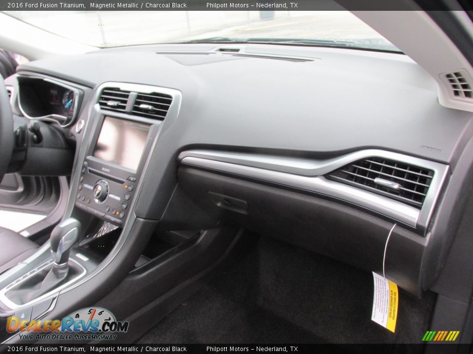 2016 Ford Fusion Titanium Magnetic Metallic / Charcoal Black Photo #16
