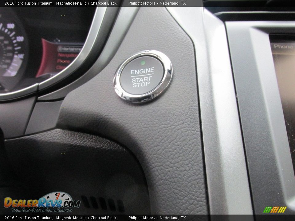 2016 Ford Fusion Titanium Magnetic Metallic / Charcoal Black Photo #29