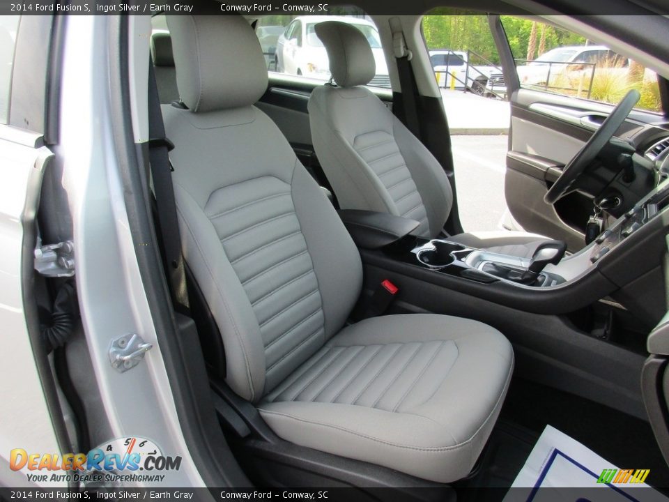 2014 Ford Fusion S Ingot Silver / Earth Gray Photo #17