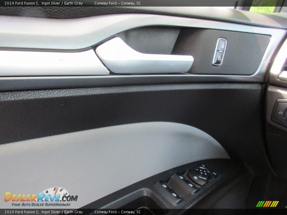2014 Ford Fusion S Ingot Silver / Earth Gray Photo #32