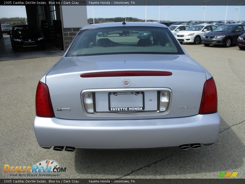 2005 Cadillac DeVille Sedan Blue Ice / Dark Gray Photo #3