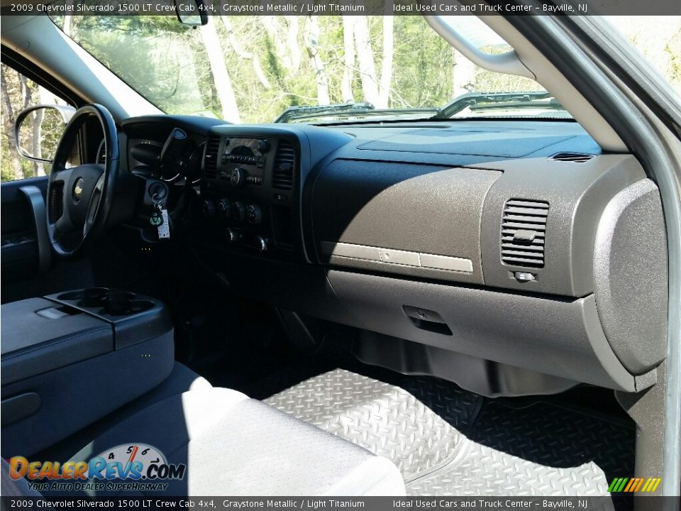 2009 Chevrolet Silverado 1500 LT Crew Cab 4x4 Graystone Metallic / Light Titanium Photo #10