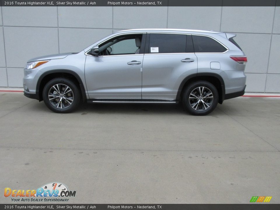 2016 Toyota Highlander XLE Silver Sky Metallic / Ash Photo #6