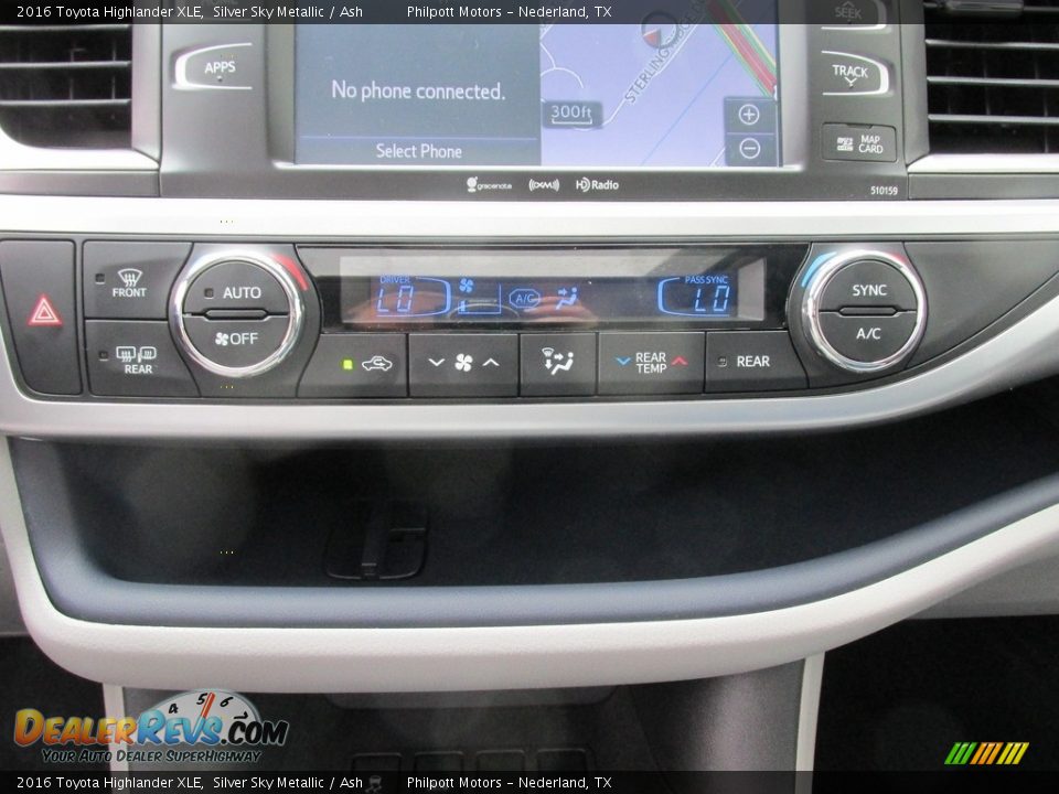 2016 Toyota Highlander XLE Silver Sky Metallic / Ash Photo #29