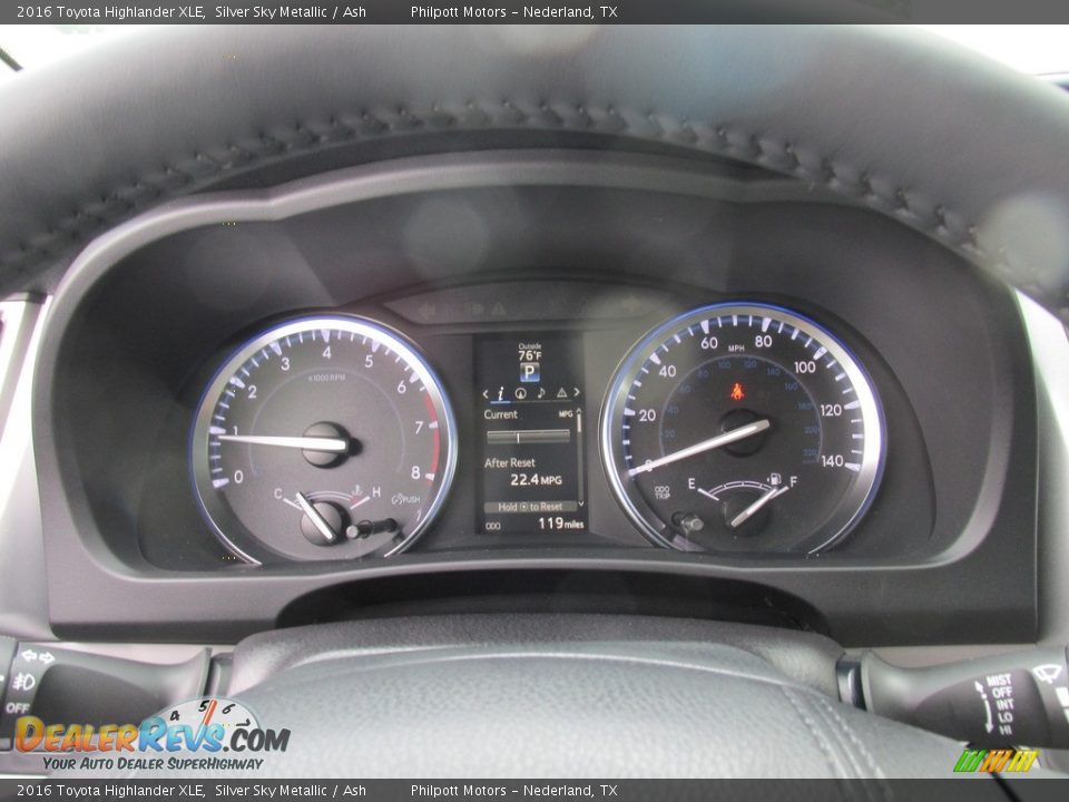 2016 Toyota Highlander XLE Silver Sky Metallic / Ash Photo #34
