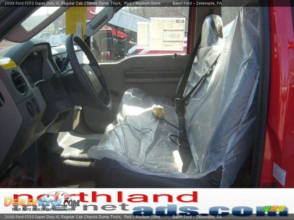 2009 Ford F350 Super Duty XL Regular Cab Chassis Dump Truck Red / Medium Stone Photo #11