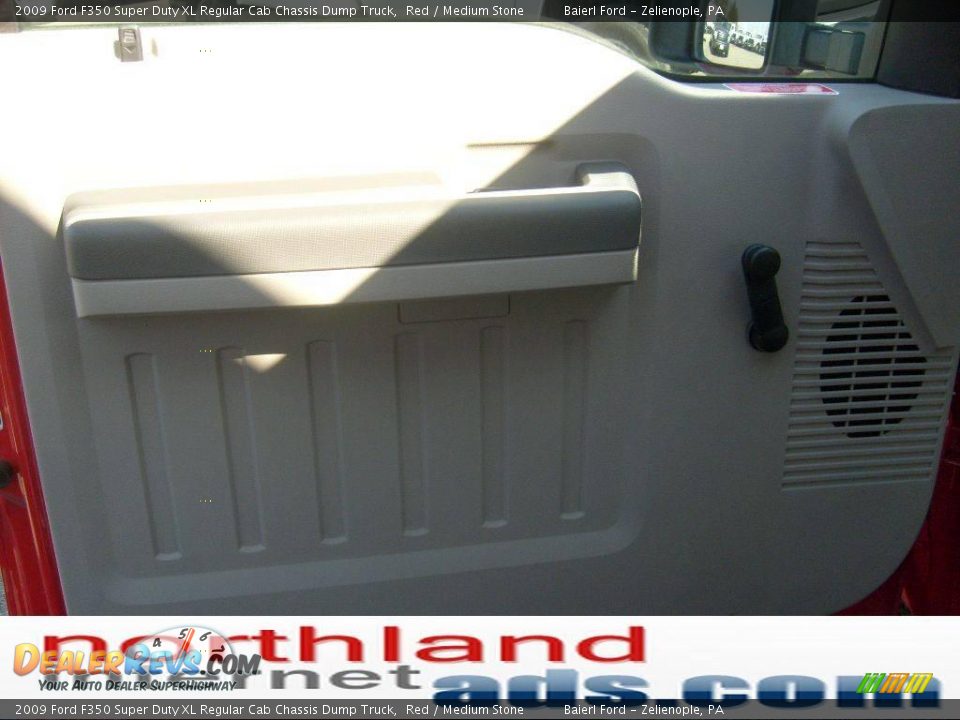 2009 Ford F350 Super Duty XL Regular Cab Chassis Dump Truck Red / Medium Stone Photo #13