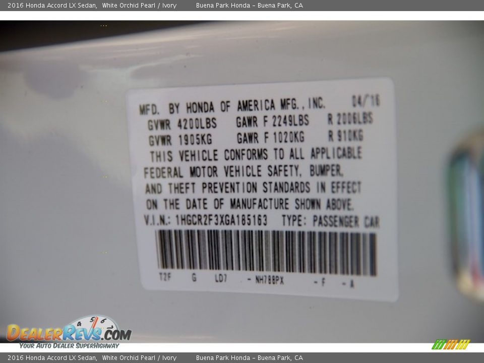 2016 Honda Accord LX Sedan White Orchid Pearl / Ivory Photo #18