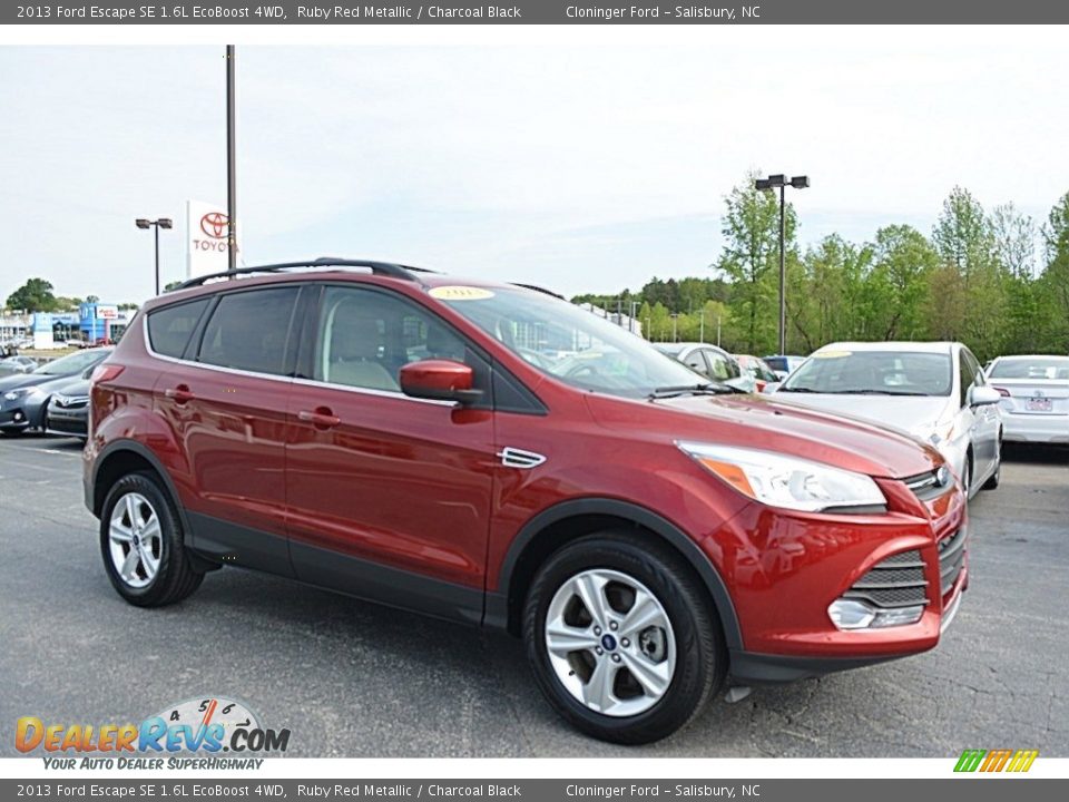 2013 Ford Escape SE 1.6L EcoBoost 4WD Ruby Red Metallic / Charcoal Black Photo #1