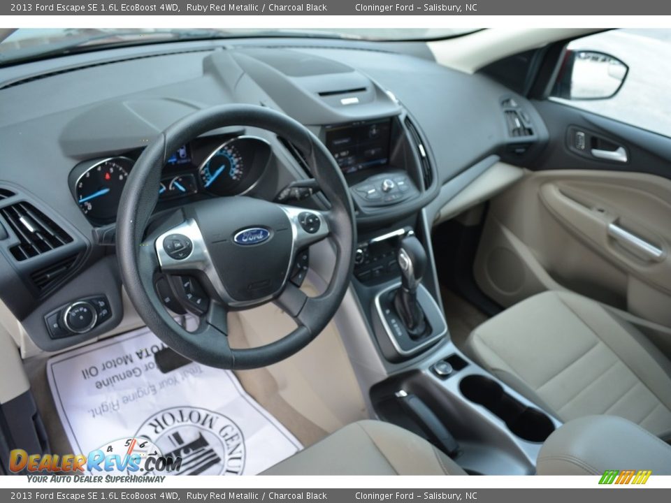 2013 Ford Escape SE 1.6L EcoBoost 4WD Ruby Red Metallic / Charcoal Black Photo #10