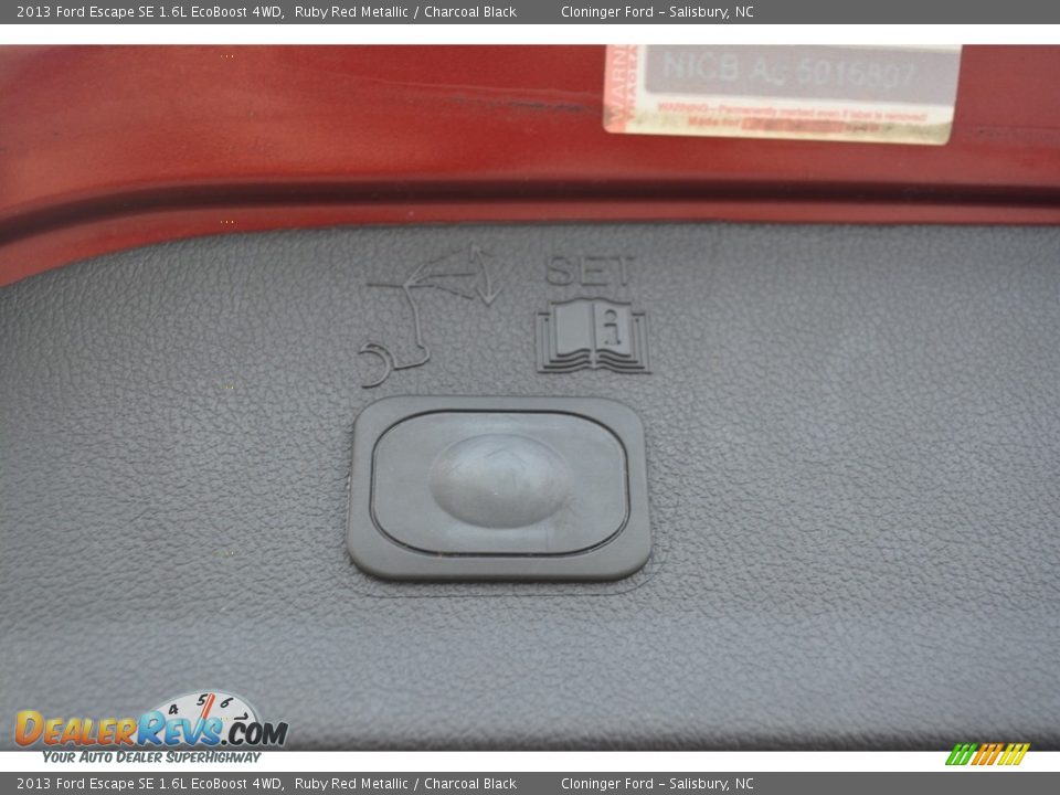 2013 Ford Escape SE 1.6L EcoBoost 4WD Ruby Red Metallic / Charcoal Black Photo #14