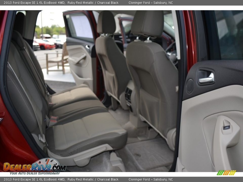 2013 Ford Escape SE 1.6L EcoBoost 4WD Ruby Red Metallic / Charcoal Black Photo #15