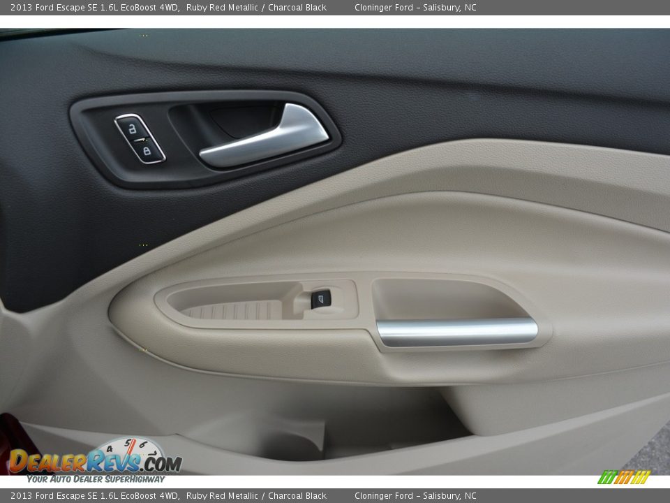 2013 Ford Escape SE 1.6L EcoBoost 4WD Ruby Red Metallic / Charcoal Black Photo #16