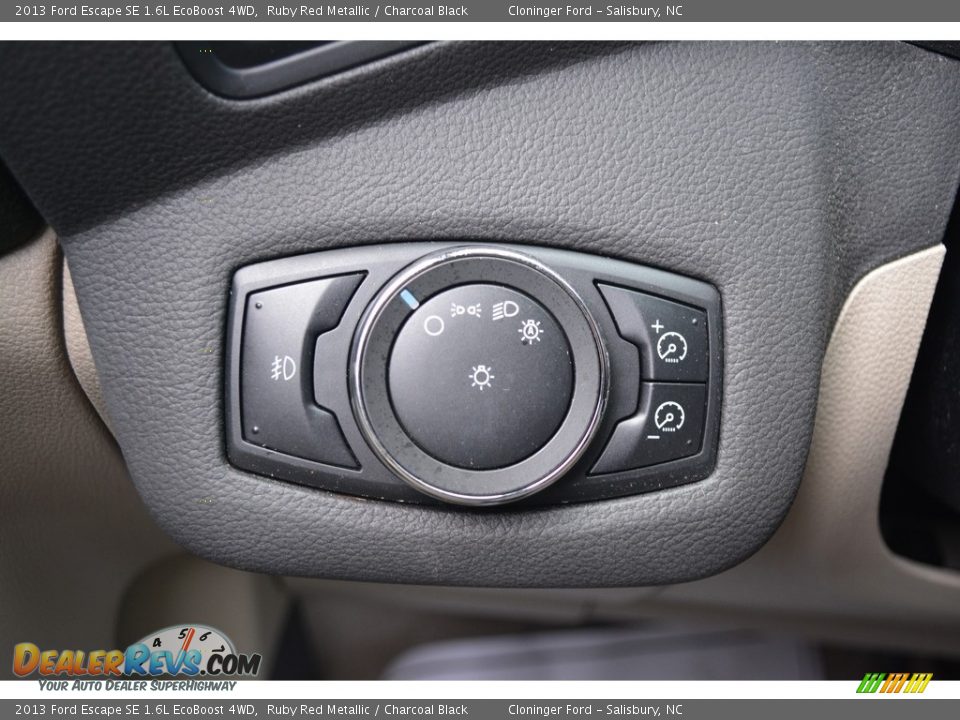 2013 Ford Escape SE 1.6L EcoBoost 4WD Ruby Red Metallic / Charcoal Black Photo #26