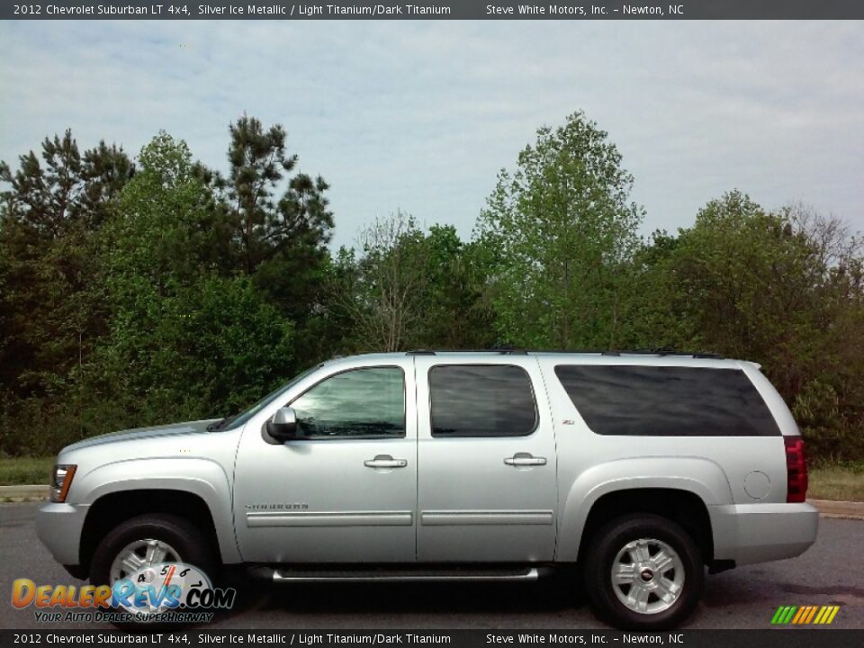 2012 Chevrolet Suburban LT 4x4 Silver Ice Metallic / Light Titanium/Dark Titanium Photo #1