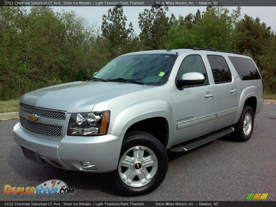 Front 3/4 View of 2012 Chevrolet Suburban LT 4x4 Photo #2