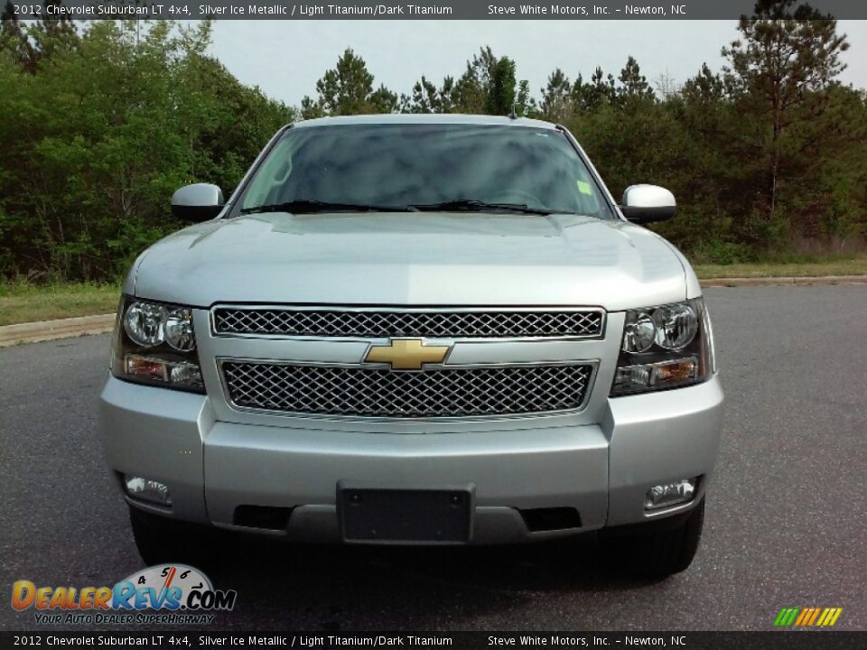 2012 Chevrolet Suburban LT 4x4 Silver Ice Metallic / Light Titanium/Dark Titanium Photo #3