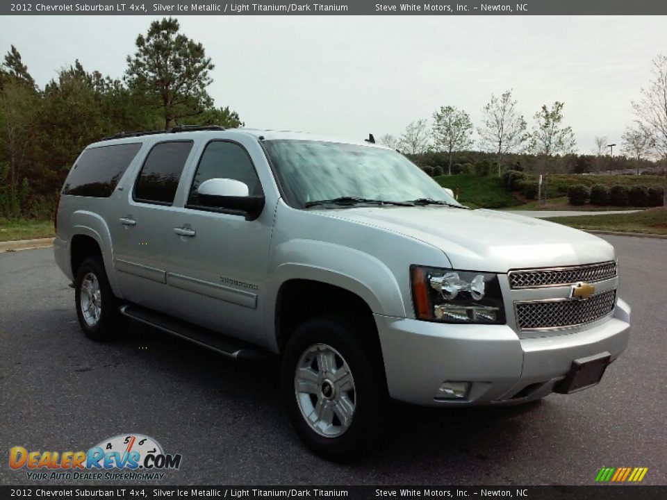 2012 Chevrolet Suburban LT 4x4 Silver Ice Metallic / Light Titanium/Dark Titanium Photo #4