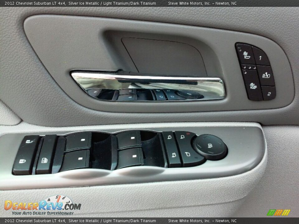 2012 Chevrolet Suburban LT 4x4 Silver Ice Metallic / Light Titanium/Dark Titanium Photo #10