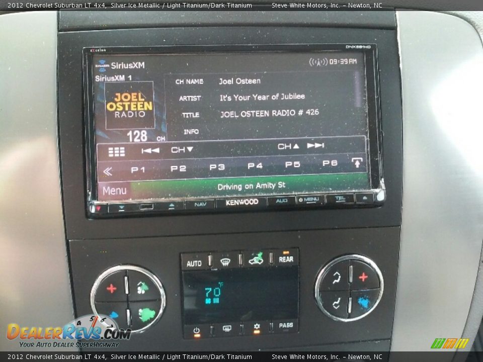 2012 Chevrolet Suburban LT 4x4 Silver Ice Metallic / Light Titanium/Dark Titanium Photo #14