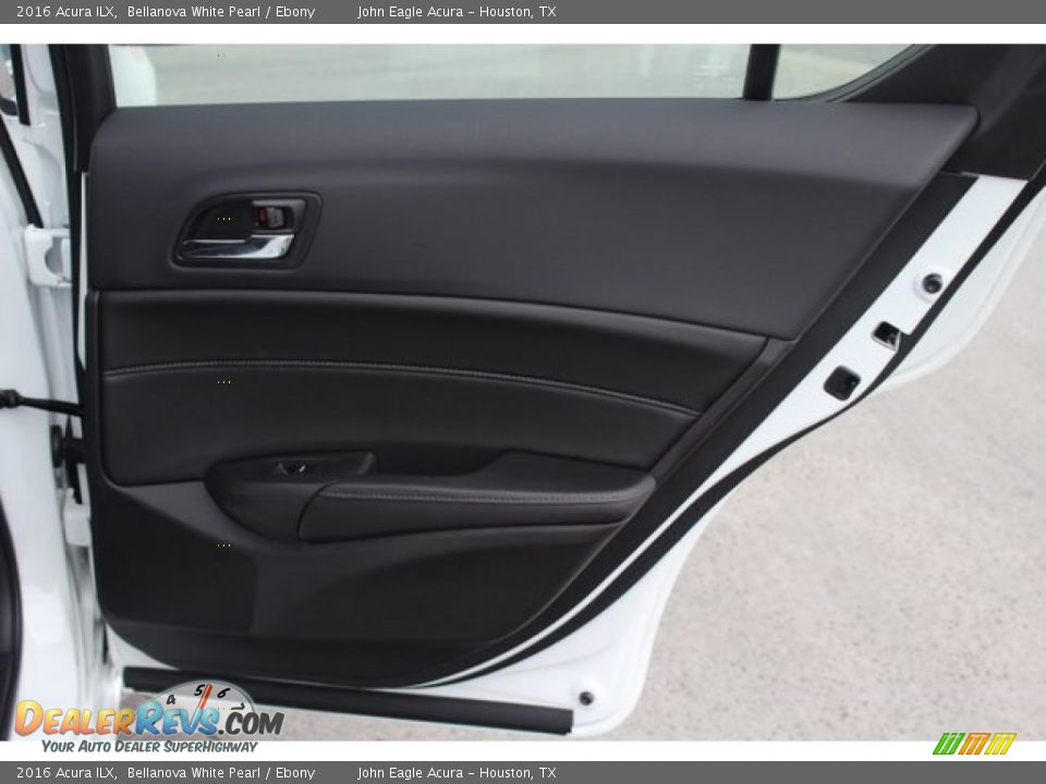 2016 Acura ILX Bellanova White Pearl / Ebony Photo #21