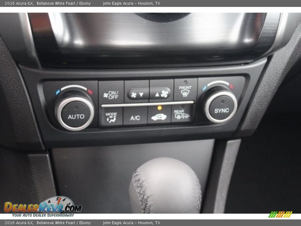 2016 Acura ILX Bellanova White Pearl / Ebony Photo #32