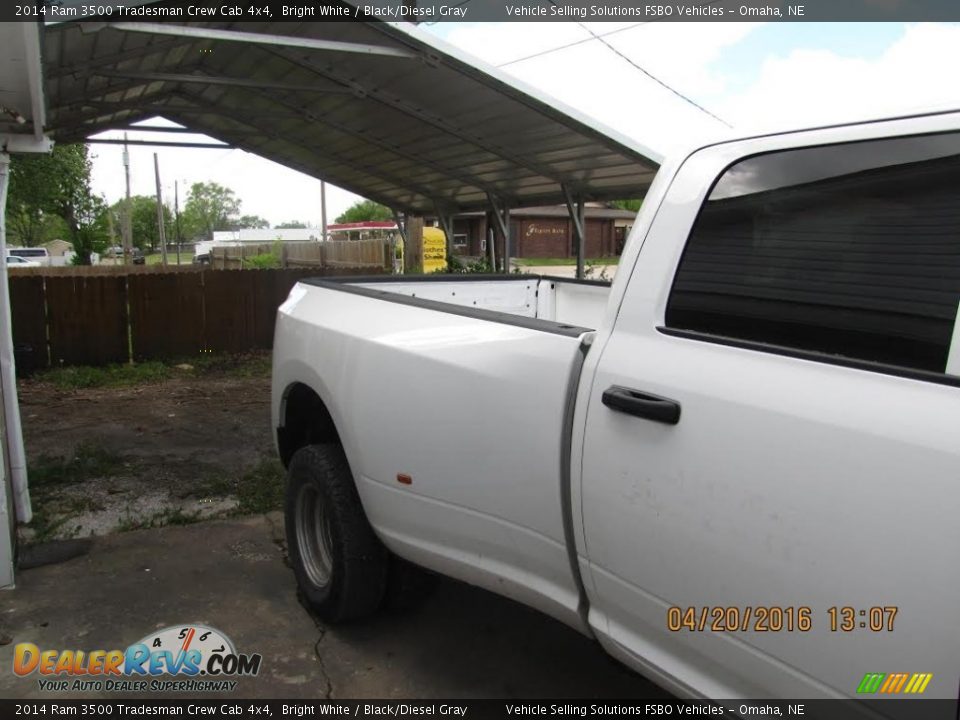 2014 Ram 3500 Tradesman Crew Cab 4x4 Bright White / Black/Diesel Gray Photo #5