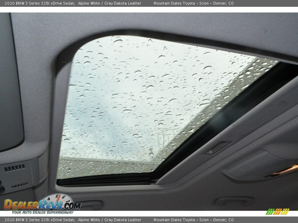 2010 BMW 3 Series 328i xDrive Sedan Alpine White / Gray Dakota Leather Photo #9