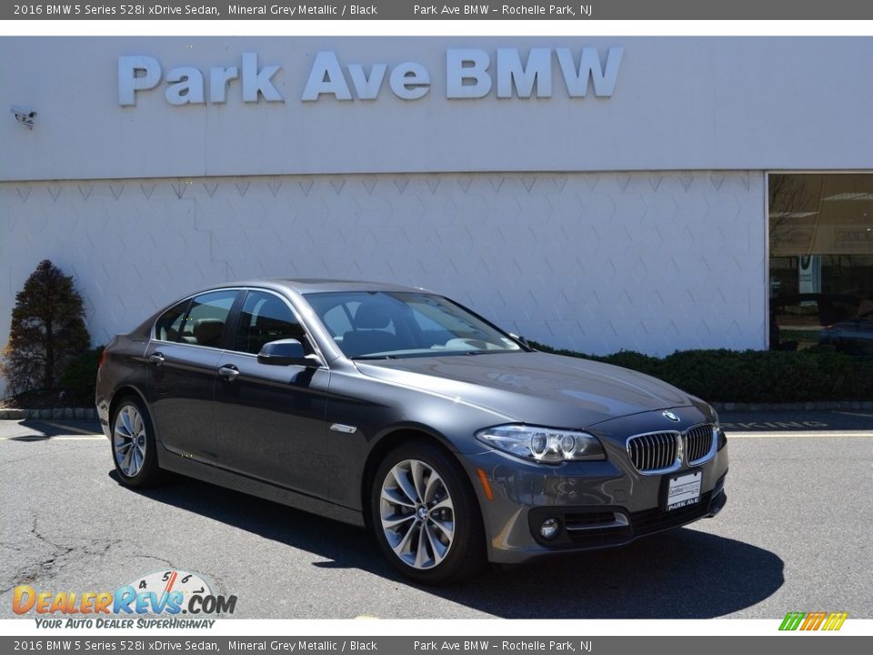 2016 BMW 5 Series 528i xDrive Sedan Mineral Grey Metallic / Black Photo #1