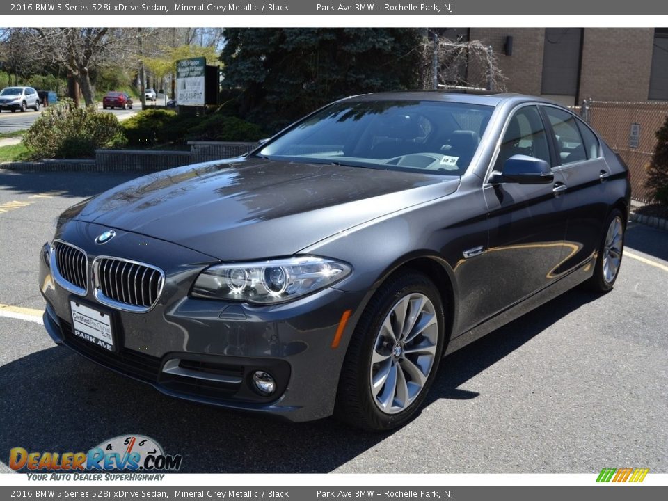 2016 BMW 5 Series 528i xDrive Sedan Mineral Grey Metallic / Black Photo #6