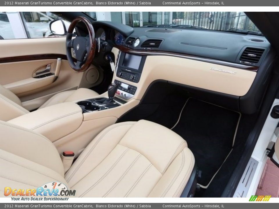 Dashboard of 2012 Maserati GranTurismo Convertible GranCabrio Photo #17