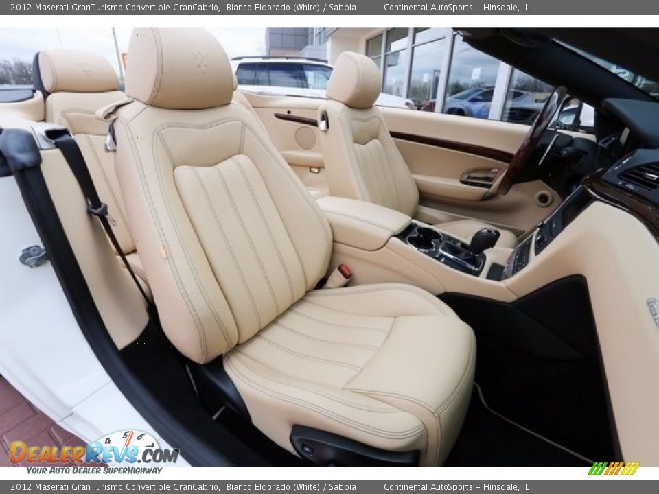 Front Seat of 2012 Maserati GranTurismo Convertible GranCabrio Photo #19