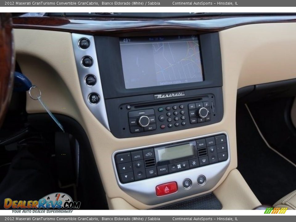 Controls of 2012 Maserati GranTurismo Convertible GranCabrio Photo #22