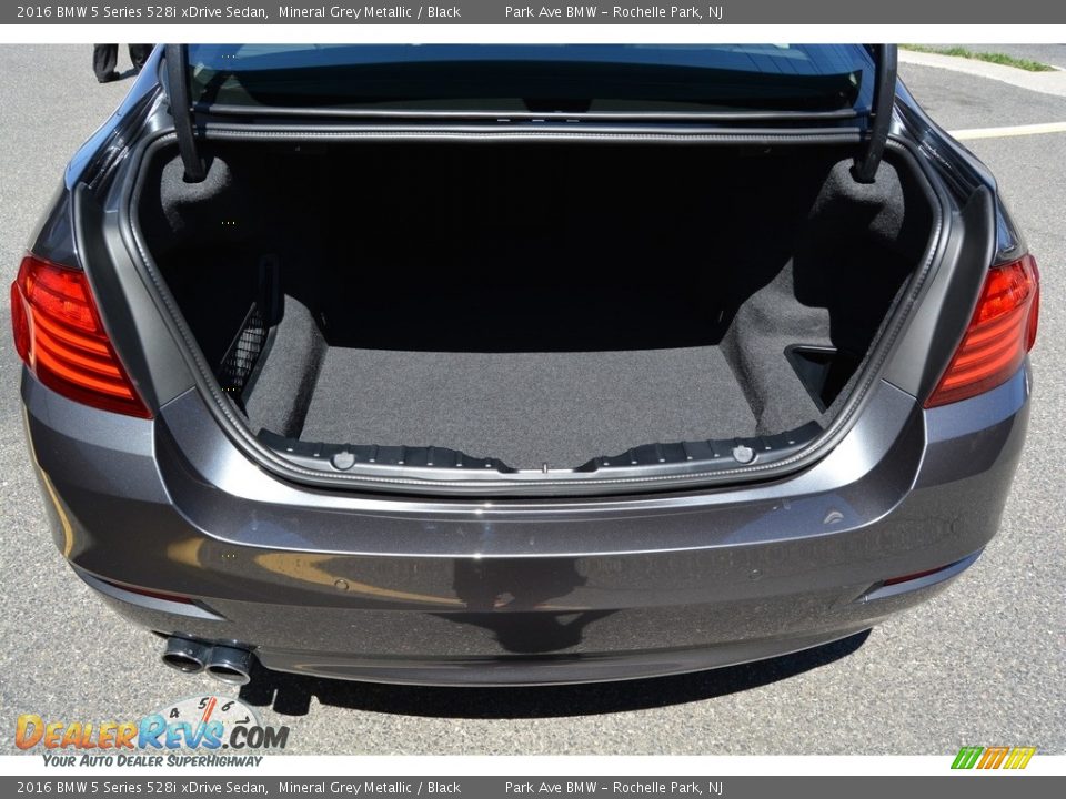 2016 BMW 5 Series 528i xDrive Sedan Mineral Grey Metallic / Black Photo #22