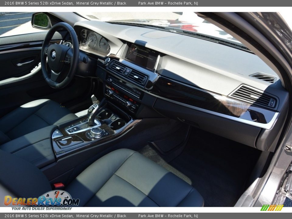 2016 BMW 5 Series 528i xDrive Sedan Mineral Grey Metallic / Black Photo #27