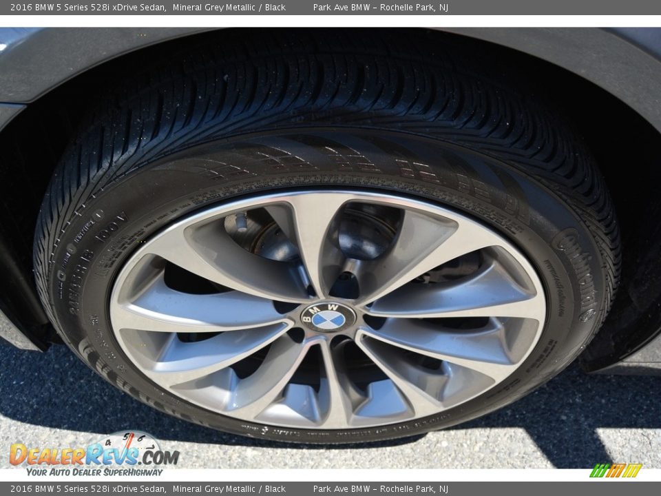 2016 BMW 5 Series 528i xDrive Sedan Mineral Grey Metallic / Black Photo #33