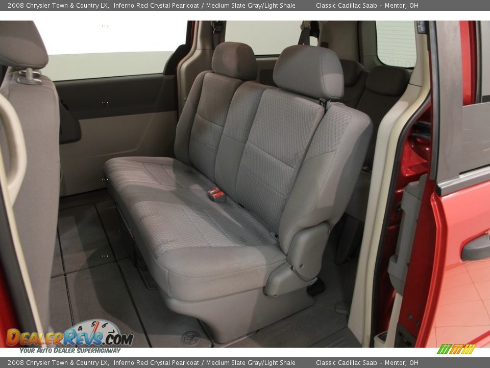 2008 Chrysler Town & Country LX Inferno Red Crystal Pearlcoat / Medium Slate Gray/Light Shale Photo #18
